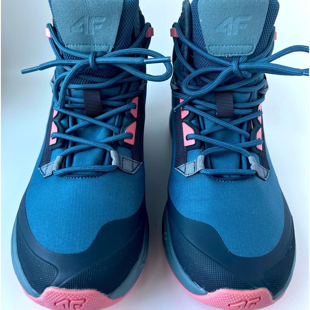 Sport winter shoes